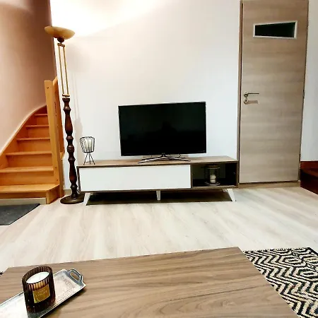 Maison De Charme Avec Jacuzzi Villa